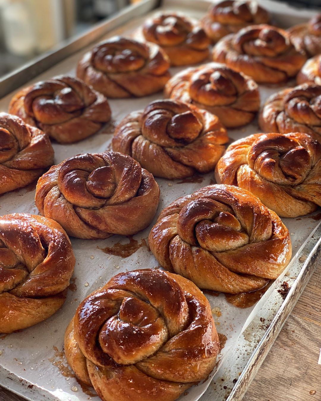 buns shining